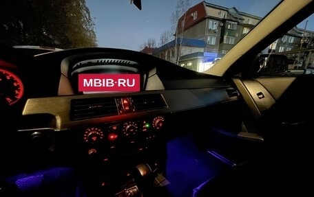 BMW 5 серия, 2005 год, 1 800 000 рублей, 9 фотография
