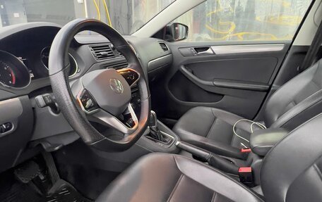 Volkswagen Jetta VI, 2017 год, 1 350 000 рублей, 13 фотография