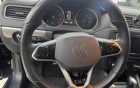 Volkswagen Jetta VI, 2017 год, 1 350 000 рублей, 14 фотография