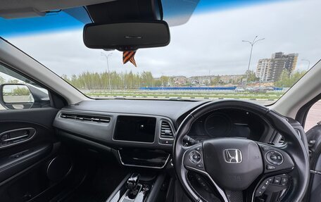 Honda Vezel, 2018 год, 1 700 000 рублей, 6 фотография