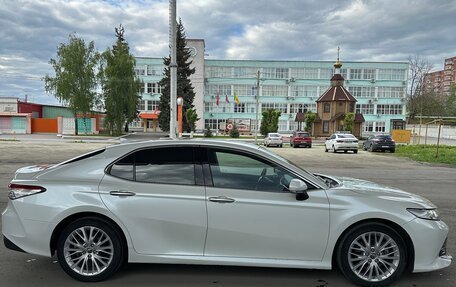 Toyota Camry, 2018 год, 3 150 000 рублей, 4 фотография