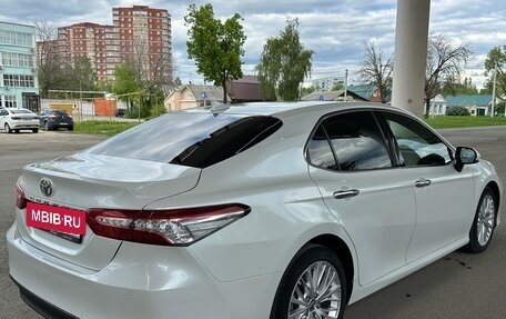 Toyota Camry, 2018 год, 3 150 000 рублей, 5 фотография