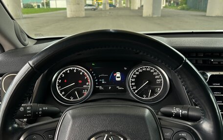Toyota Camry, 2018 год, 3 150 000 рублей, 22 фотография