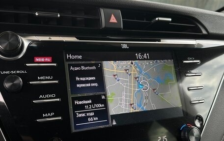 Toyota Camry, 2018 год, 3 150 000 рублей, 21 фотография