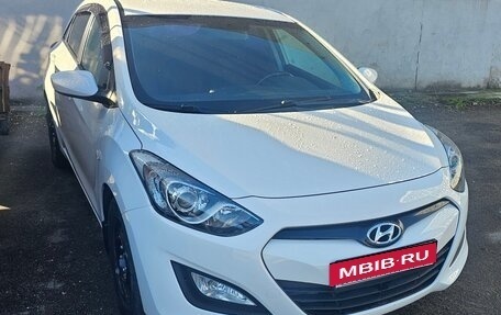 Hyundai i30 II рестайлинг, 2012 год, 1 200 000 рублей, 2 фотография