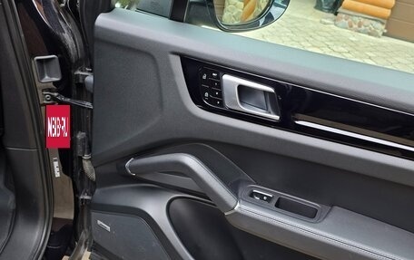 Porsche Cayenne III, 2020 год, 8 950 000 рублей, 11 фотография