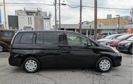 Toyota ISis I, 2012 год, 1 000 000 рублей, 3 фотография