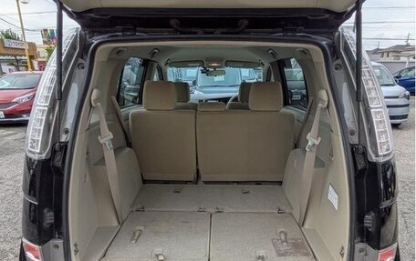 Toyota ISis I, 2012 год, 1 000 000 рублей, 16 фотография