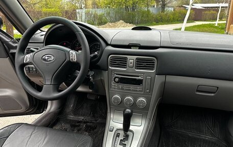 Subaru Forester, 2005 год, 750 000 рублей, 19 фотография