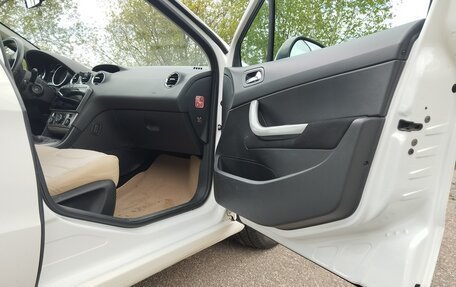 Peugeot 408 I рестайлинг, 2014 год, 550 000 рублей, 6 фотография