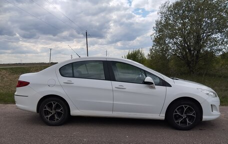 Peugeot 408 I рестайлинг, 2014 год, 550 000 рублей, 3 фотография