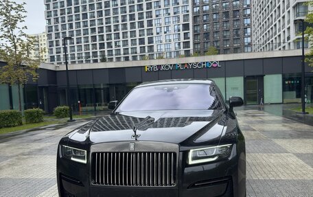 Rolls-Royce Ghost Series II рестайлинг, 2022 год, 43 900 000 рублей, 1 фотография