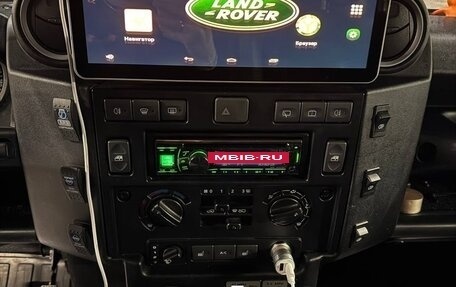 Land Rover Defender I, 2013 год, 3 600 000 рублей, 17 фотография