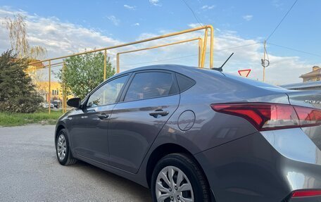 Hyundai Solaris II рестайлинг, 2017 год, 1 130 000 рублей, 10 фотография