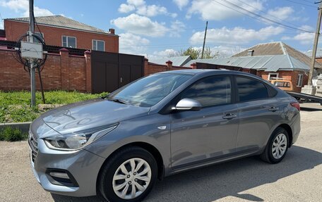 Hyundai Solaris II рестайлинг, 2017 год, 1 130 000 рублей, 22 фотография
