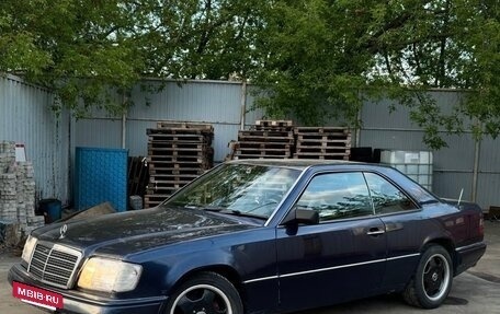 Mercedes-Benz E-Класс, 1996 год, 650 000 рублей, 3 фотография