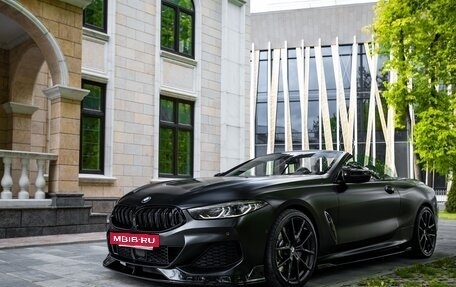 BMW 8 серия, 2019 год, 9 000 000 рублей, 14 фотография
