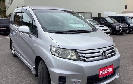 Honda Freed I, 2014 год, 785 000 рублей, 1 фотография
