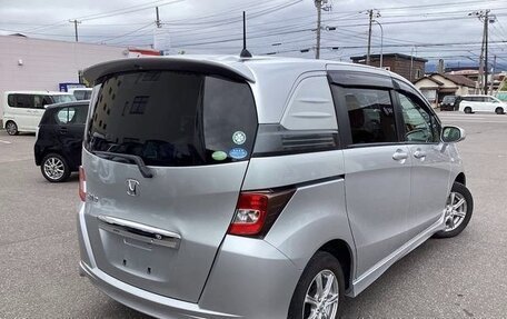 Honda Freed I, 2014 год, 785 000 рублей, 3 фотография