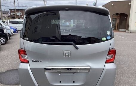 Honda Freed I, 2014 год, 785 000 рублей, 4 фотография