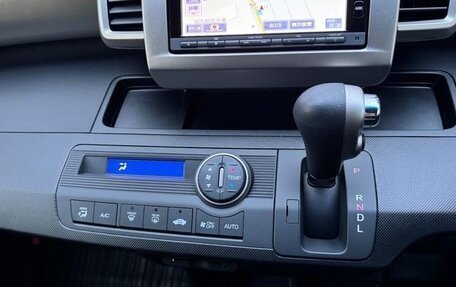 Honda Freed I, 2014 год, 785 000 рублей, 9 фотография