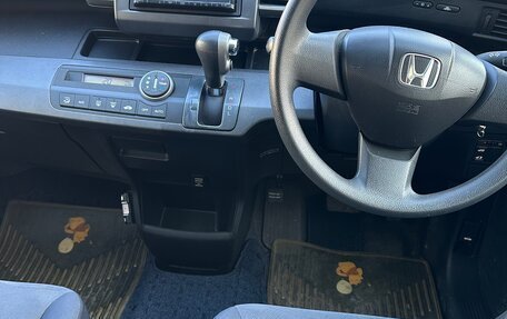Honda Freed I, 2010 год, 940 000 рублей, 12 фотография