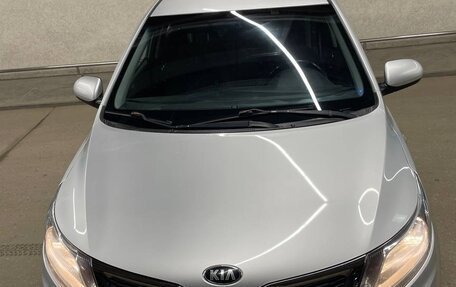 KIA Rio III рестайлинг, 2013 год, 890 000 рублей, 3 фотография