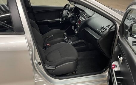 KIA Rio III рестайлинг, 2013 год, 890 000 рублей, 19 фотография