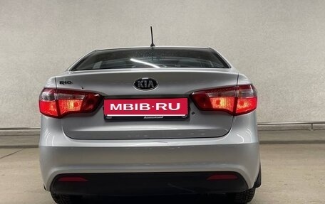 KIA Rio III рестайлинг, 2013 год, 890 000 рублей, 25 фотография