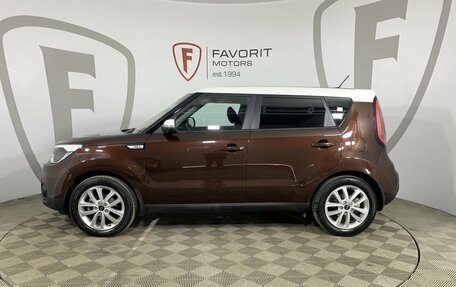 KIA Soul II рестайлинг, 2017 год, 1 800 000 рублей, 5 фотография