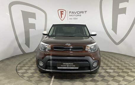 KIA Soul II рестайлинг, 2017 год, 1 800 000 рублей, 2 фотография