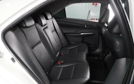 Toyota Camry, 2017 год, 2 398 000 рублей, 7 фотография