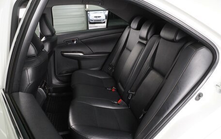 Toyota Camry, 2017 год, 2 398 000 рублей, 9 фотография