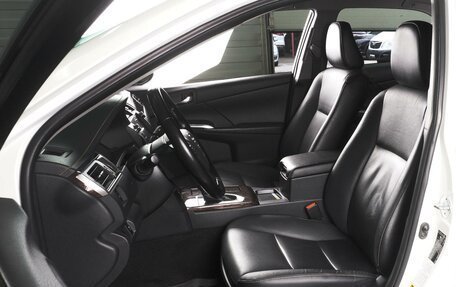 Toyota Camry, 2017 год, 2 398 000 рублей, 10 фотография
