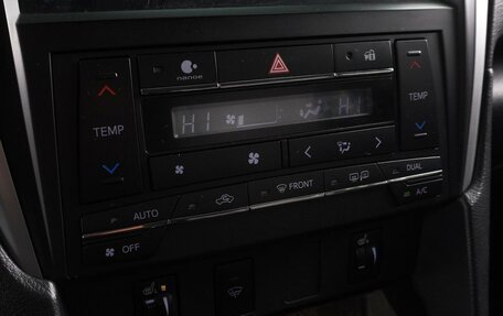 Toyota Camry, 2017 год, 2 398 000 рублей, 14 фотография