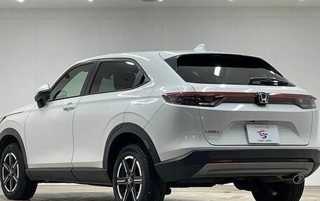 Honda Vezel, 2022 год, 1 490 000 рублей, 3 фотография