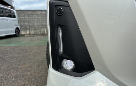 Toyota Roomy I, 2022 год, 700 000 рублей, 28 фотография