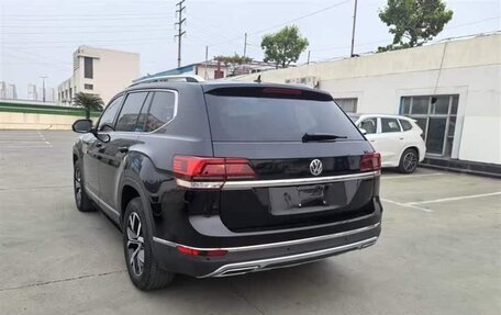 Volkswagen Teramont I, 2021 год, 3 050 000 рублей, 3 фотография