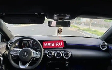 Mercedes-Benz A-Класс, 2021 год, 1 750 000 рублей, 5 фотография