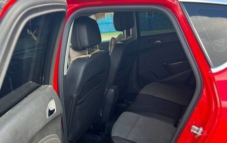 Opel Astra J, 2011 год, 800 000 рублей, 5 фотография