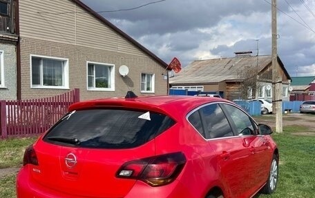 Opel Astra J, 2011 год, 800 000 рублей, 3 фотография