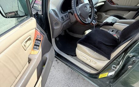 Lexus RX IV рестайлинг, 1998 год, 600 000 рублей, 16 фотография