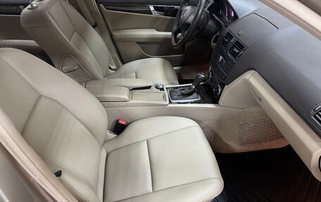 Mercedes-Benz C-Класс, 2010 год, 1 038 000 рублей, 3 фотография