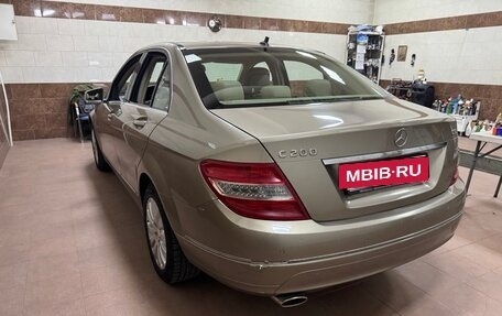 Mercedes-Benz C-Класс, 2010 год, 1 038 000 рублей, 6 фотография