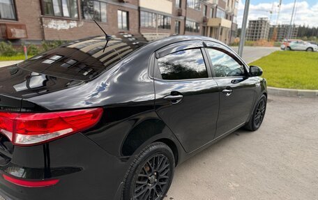 KIA Rio III рестайлинг, 2015 год, 990 000 рублей, 5 фотография