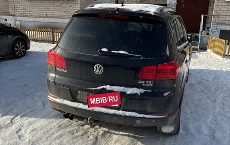Volkswagen Tiguan I, 2011 год, 900 000 рублей, 3 фотография