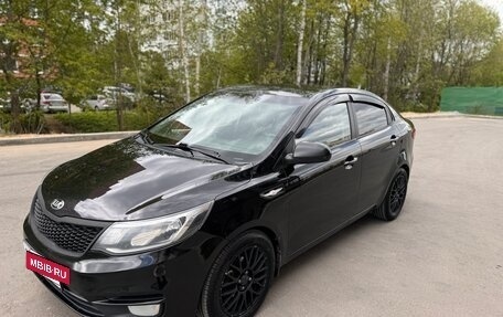 KIA Rio III рестайлинг, 2015 год, 990 000 рублей, 3 фотография