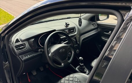 KIA Rio III рестайлинг, 2015 год, 990 000 рублей, 12 фотография