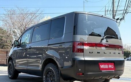 Mitsubishi Delica D:5 I, 2018 год, 2 160 000 рублей, 5 фотография