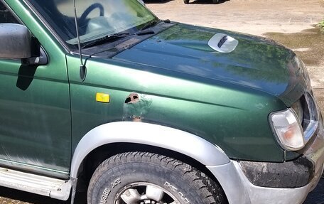 Nissan Navara (Frontier), 2000 год, 400 000 рублей, 3 фотография